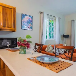 Apartment Musgrave Annex- Comfy 1 Bedroom On The Ground Floor, Kingston